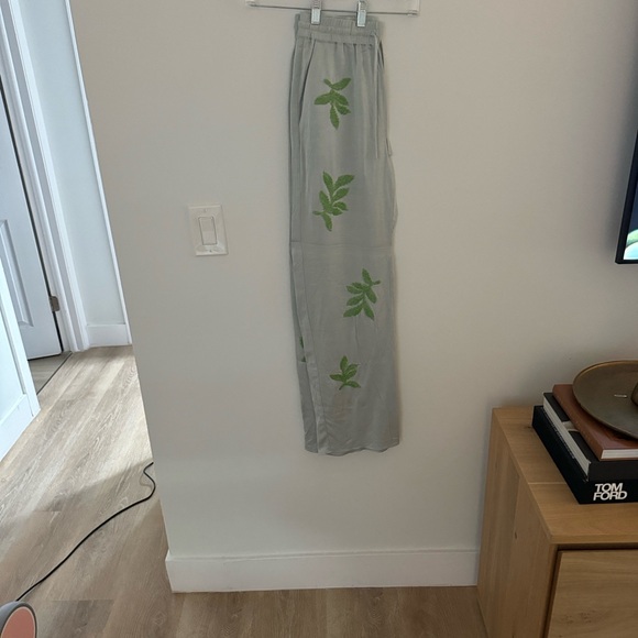 Zara Elevated lounge set - Picture 7 of 10